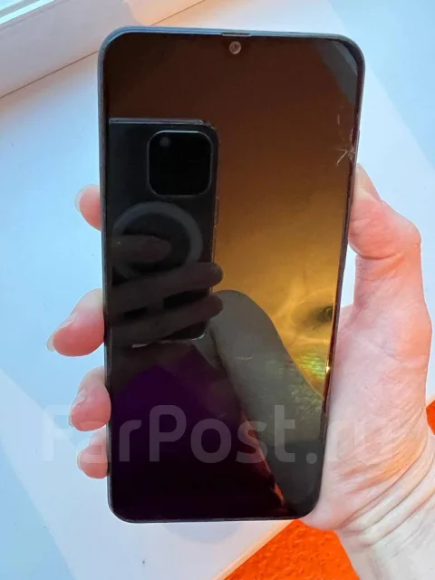 Samsung Galaxy A50. �/�, ������ ����