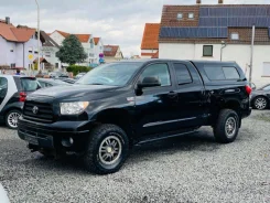 Toyota Tundra ����