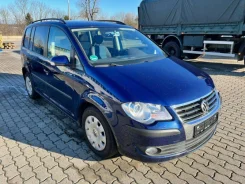 Volkswagen Touran ����