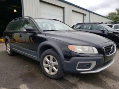 Volvo XC70 ����