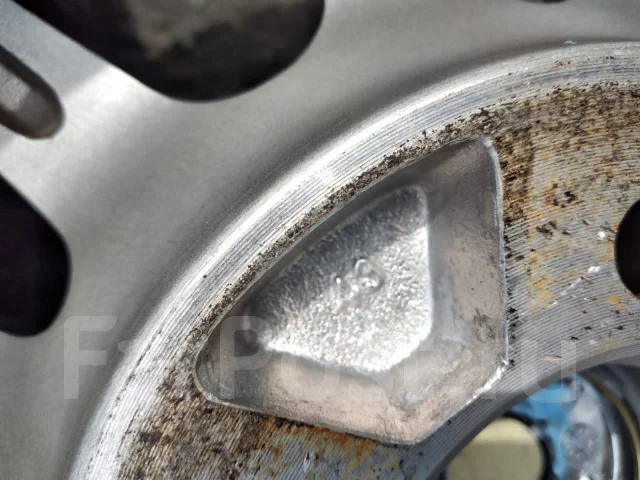 Velox Nirvana. 6.0x15", 5x100, ET46, �� 67���. ����