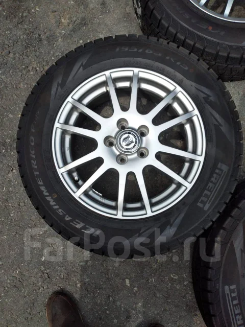 Velox Nirvana. 6.0x15", 5x100, ET46, �� 67���. ����