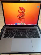 Apple MacBook Pro 13 2019 Mid. 13.3", ��� 256 �� � ������, ���� 8���, WiFi: 1, Bluetooth: 1, ����������� �� 20��. ����