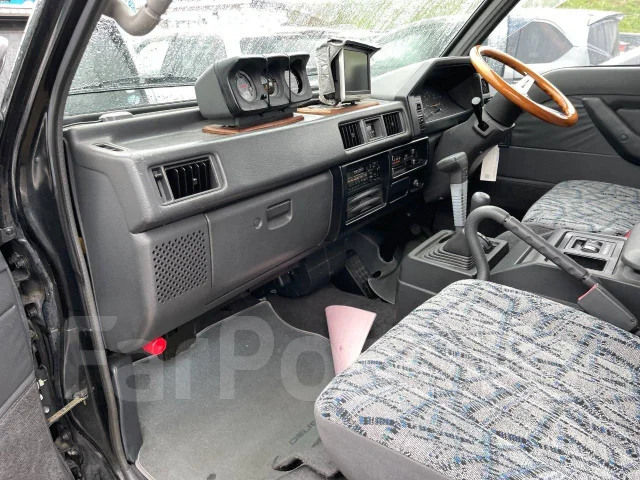 6102b369 стекло лобовое mitsubishi