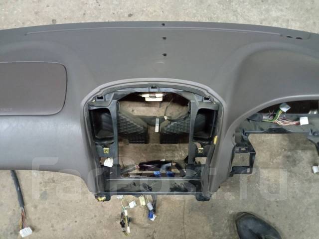 Как разобрать торпеду на тойота харриер - 97 фото