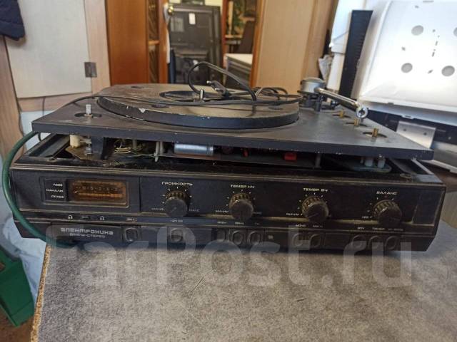 Приму в дар проигрыватель пластинок Электроника Д1-012 Стерео - Возьму ...