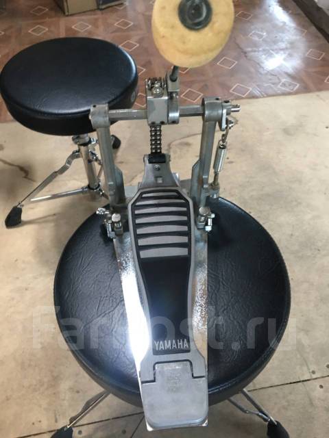Продам педаль для бас барабана Yamaha - Ударные во Владивостоке