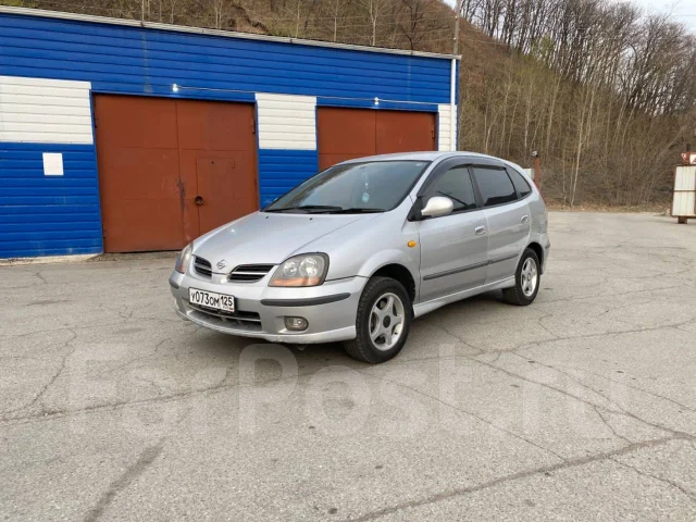 Nissan Tino. �������, ��������, 2.0 (135��.�.), ������, 220����. �� ����