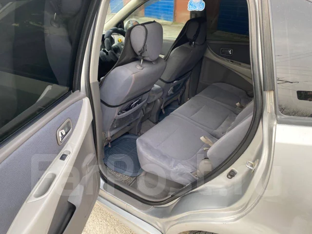 Nissan Tino. �������, ��������, 2.0 (135��.�.), ������, 220����. �� ����