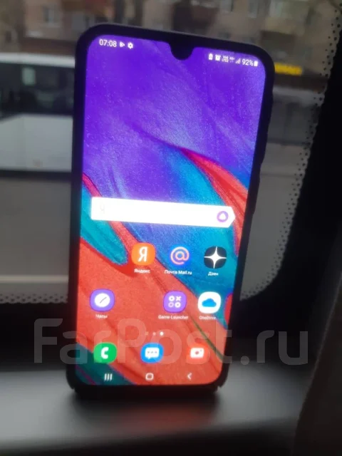 Samsung Galaxy A40. �/� ����