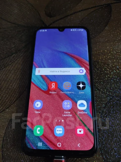Samsung Galaxy A40. �/� ����