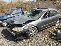 Nissan Maxima. JN1CAUA33U0305621, VQ20323922A ����