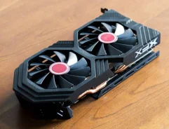 Radeon RX 580 ����