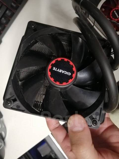 Radeon R9 295X2 ����