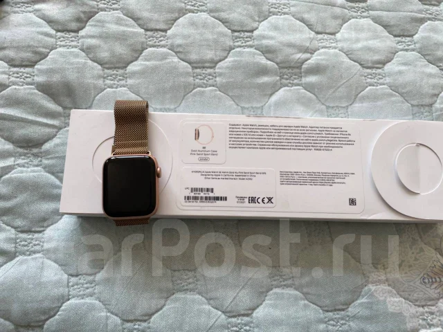 Apple Watch SE. GPS, NFC ����