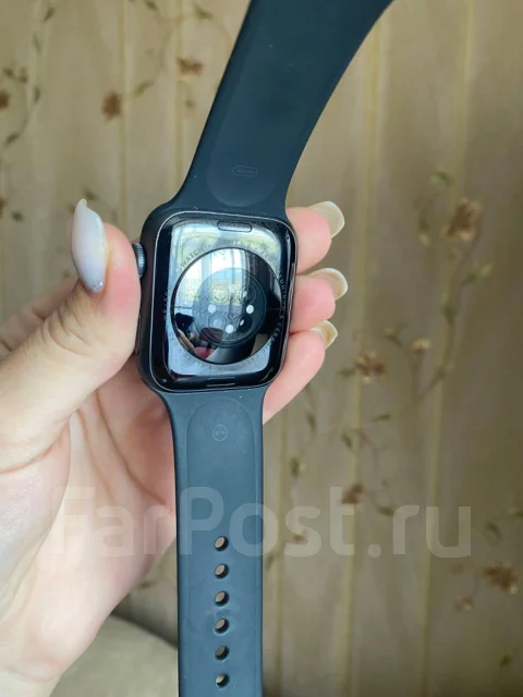 Apple Watch Series 6. GPS, NFC, IP67, IP68 ����
