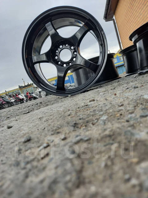 A-Tech. 8.0x17", 5x114.3, ET35 ����