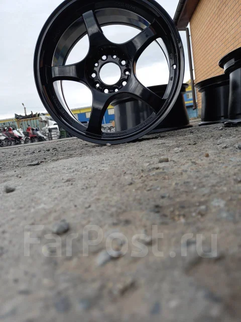 A-Tech. 8.0x17", 5x114.3, ET35 ����
