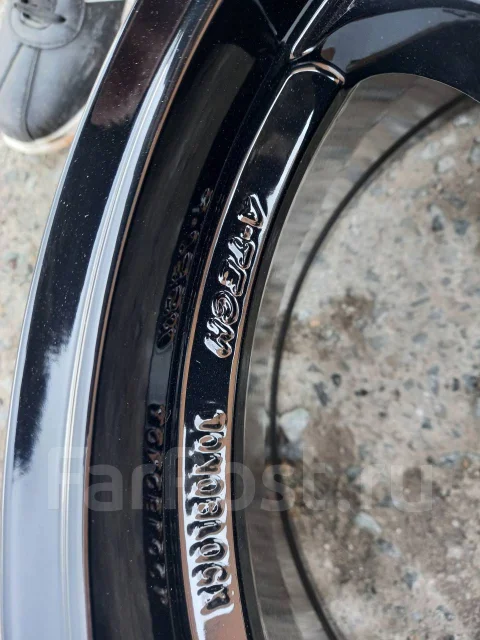 A-Tech. 8.0x17", 5x114.3, ET35 ����