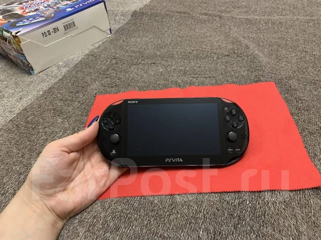 Sony PlayStation Vita ����