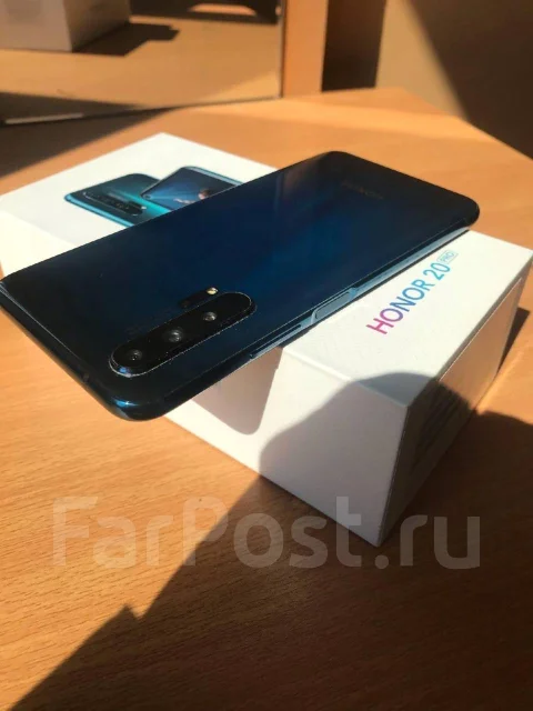 Honor 20 Pro. �/�, �����, 4G LTE, Dual-SIM, ����������, NFC ����
