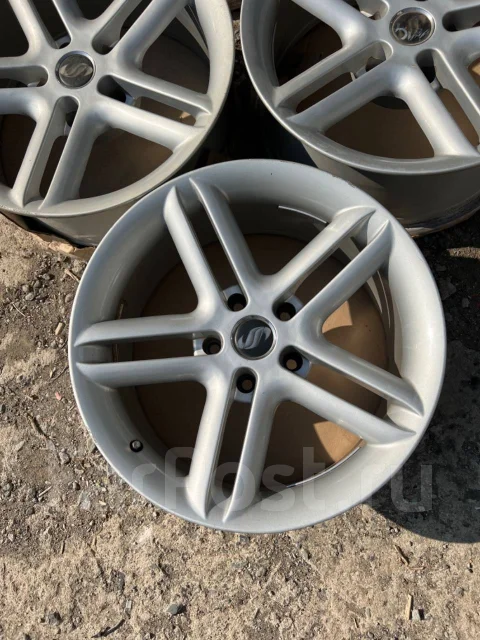 SH. 8.5x18", 5x127 ����
