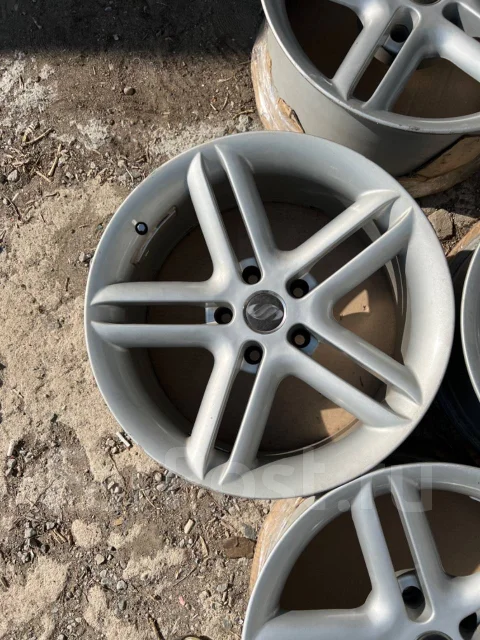 SH. 8.5x18", 5x127 ����