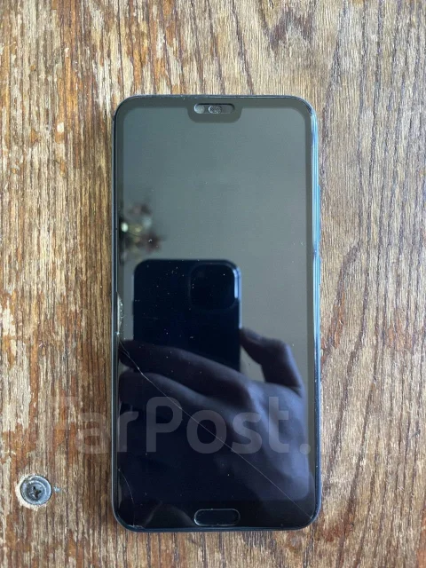Honor 10. �/�, �����, 4G LTE, NFC ����