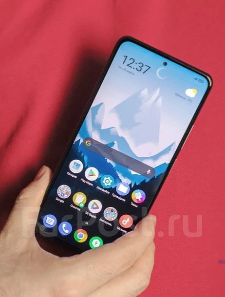 Xiaomi Poco F3. �����, ������, 3G, 4G LTE, 5G, Dual-SIM, ����������, NFC ����