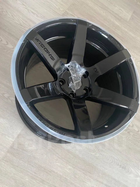 Shogun. 9.5x17", 5x114.3, ET15 ����