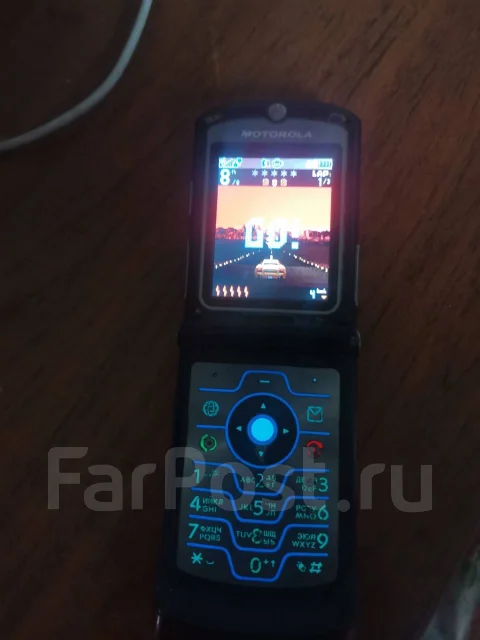 Motorola RAZR V3i. �/�, �������, ��������� ����