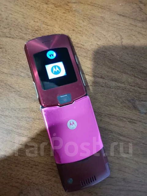 Motorola RAZR V3i. �/�, �������, ��������� ����