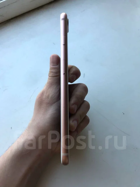 Apple iPhone 8 Plus. �/�, �������, 4G LTE, ����������, NFC ����