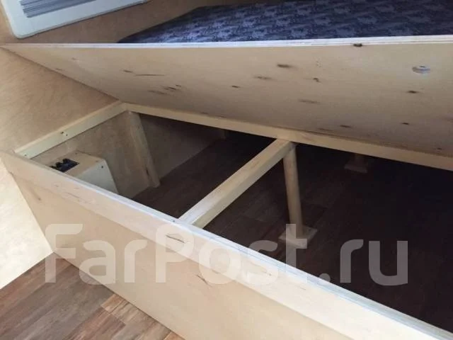 SB Trailer. �/�: 750���., �����: 500���. ����