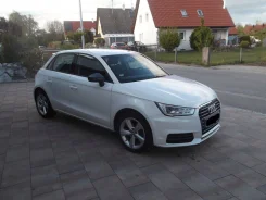 Audi A1 ����
