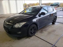 Hyundai i30 ����