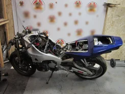 12. Yamaha R1 1999 �������� � ������ ����