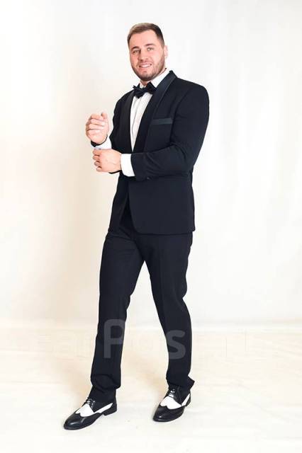 Смокинг мужской костюм напрокат во Владивостоке