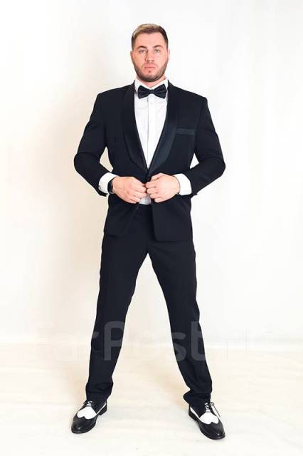 Смокинг мужской костюм напрокат во Владивостоке