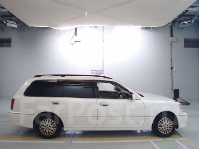 Toyota Crown. �������, 4wd, 2.5 (196��.�.), ������, 68 000����. ��, �/�, ��� ���. ��� ����� �� ������������ ����
