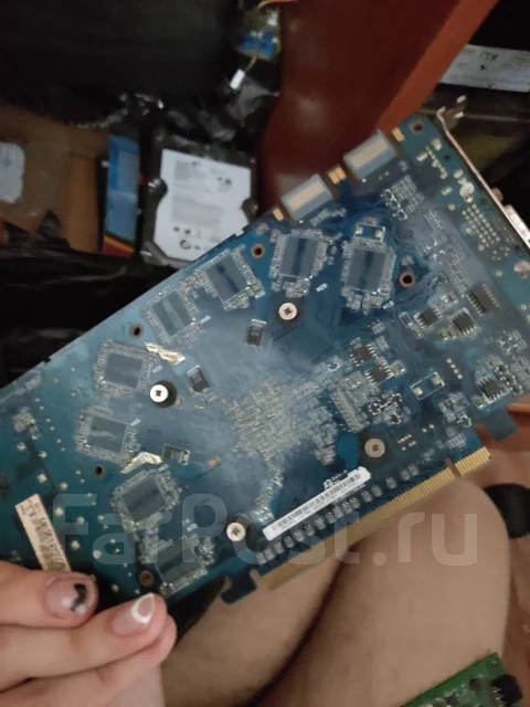 GeForce GTS 250 ����