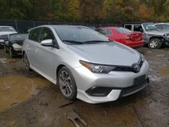 Toyota Auris ����