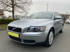 Volvo S40 ����