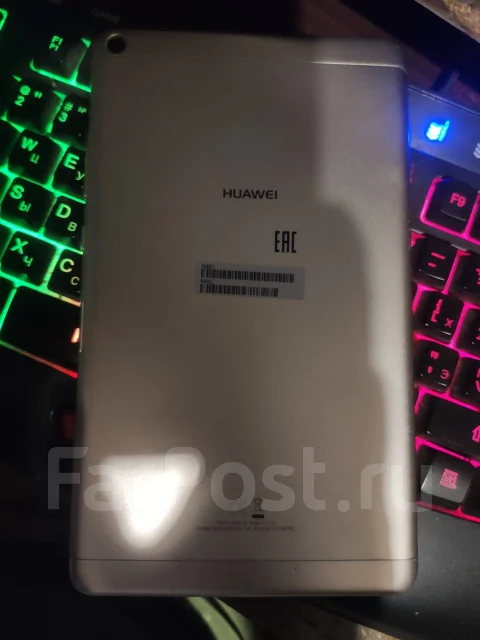Huawei MediaPad T3 ����