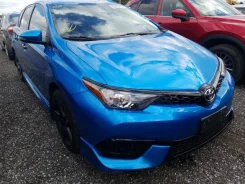 Toyota Auris ����