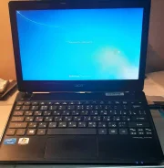 Acer TravelMate B113. 11.6", 1,5����, ��� 4 ��, ���� 500���, WiFi, Bluetooth ����