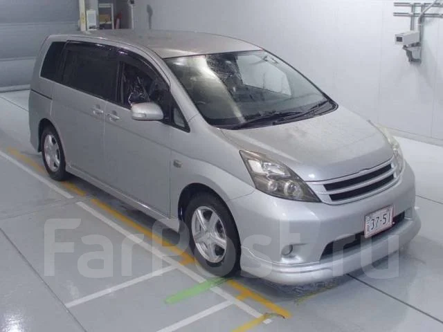 Toyota Isis. ��������, ��������, 2.0 (155��.�.), ������, 76 000����. ��, �/�, ��� ���. ��� ����� �� ������������ ����