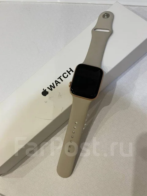 Apple Watch SE. GPS, NFC, IP68 ����