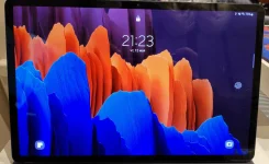 Samsung Galaxy Tab S7+ ����