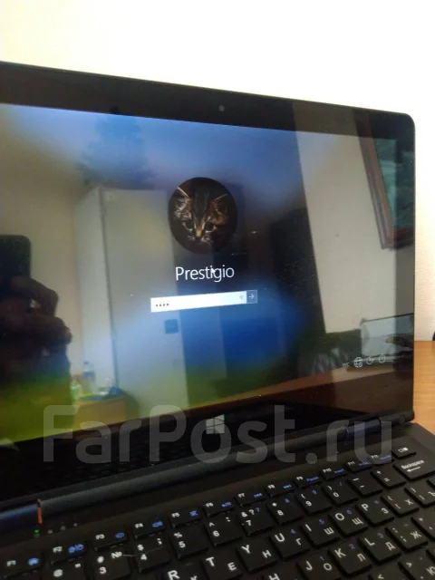 Prestigio. 13.3", 1,4����, ��� 4 ��, ���� 32���, WiFi: 1, Bluetooth: 1, ����������� �� 5��. ����